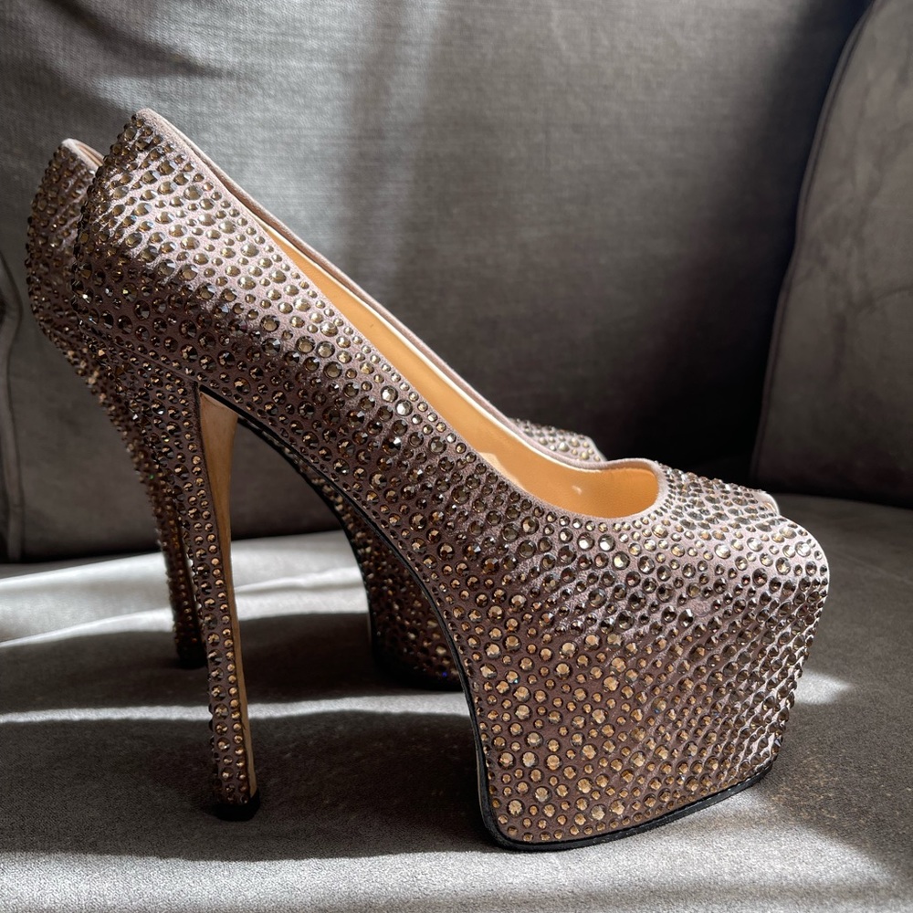 Used Giuseppe zanotti edition sparkle platform